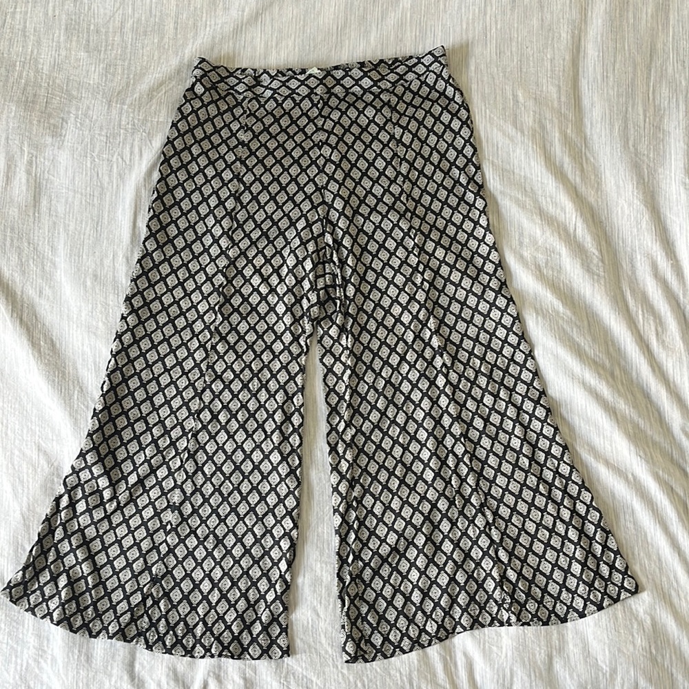 ANTHROPOLOGIE 💠 wide-leg black-and-cream cropped pants